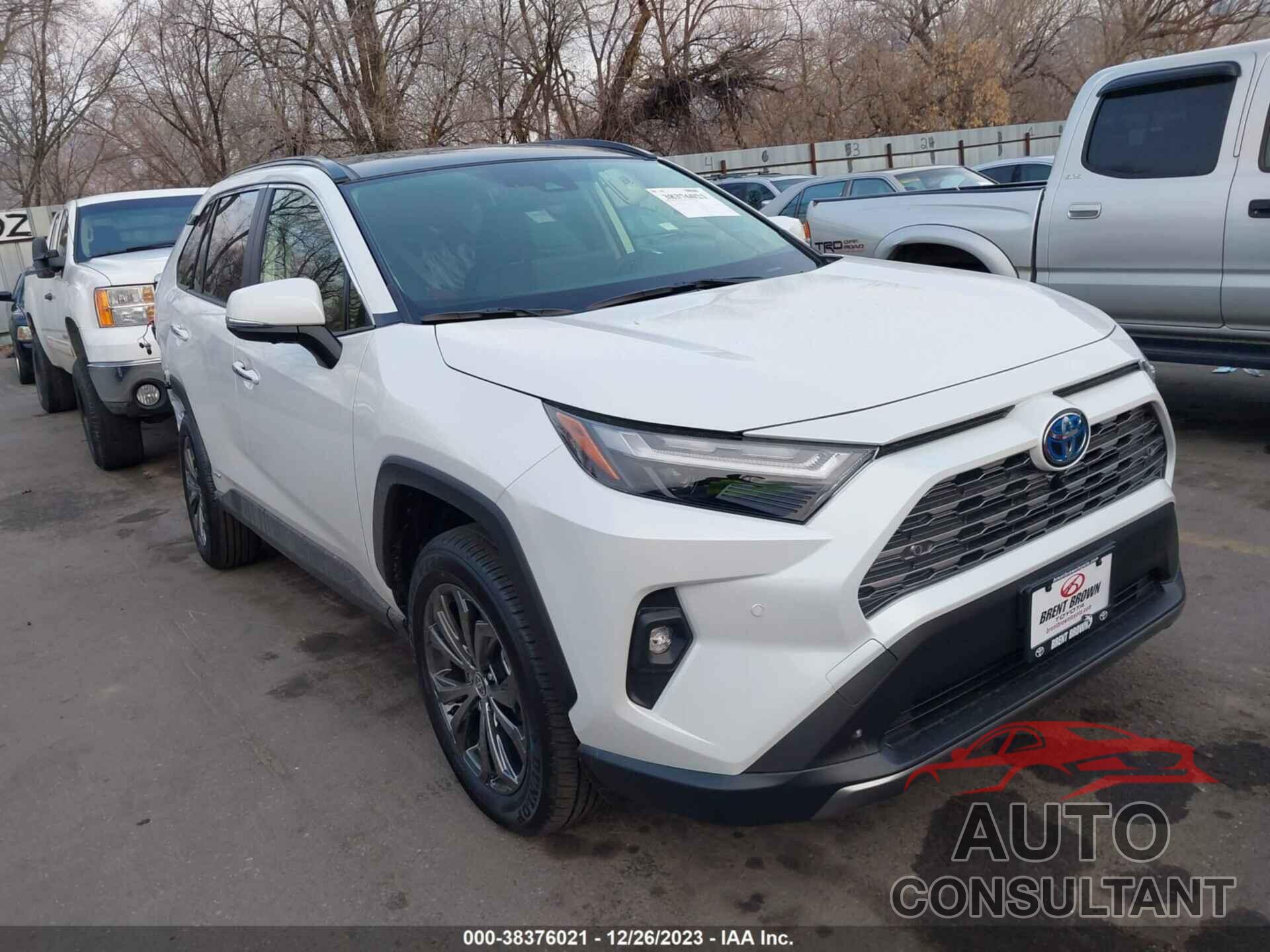 TOYOTA RAV4 2024 - JTMD6RFV2RD550278
