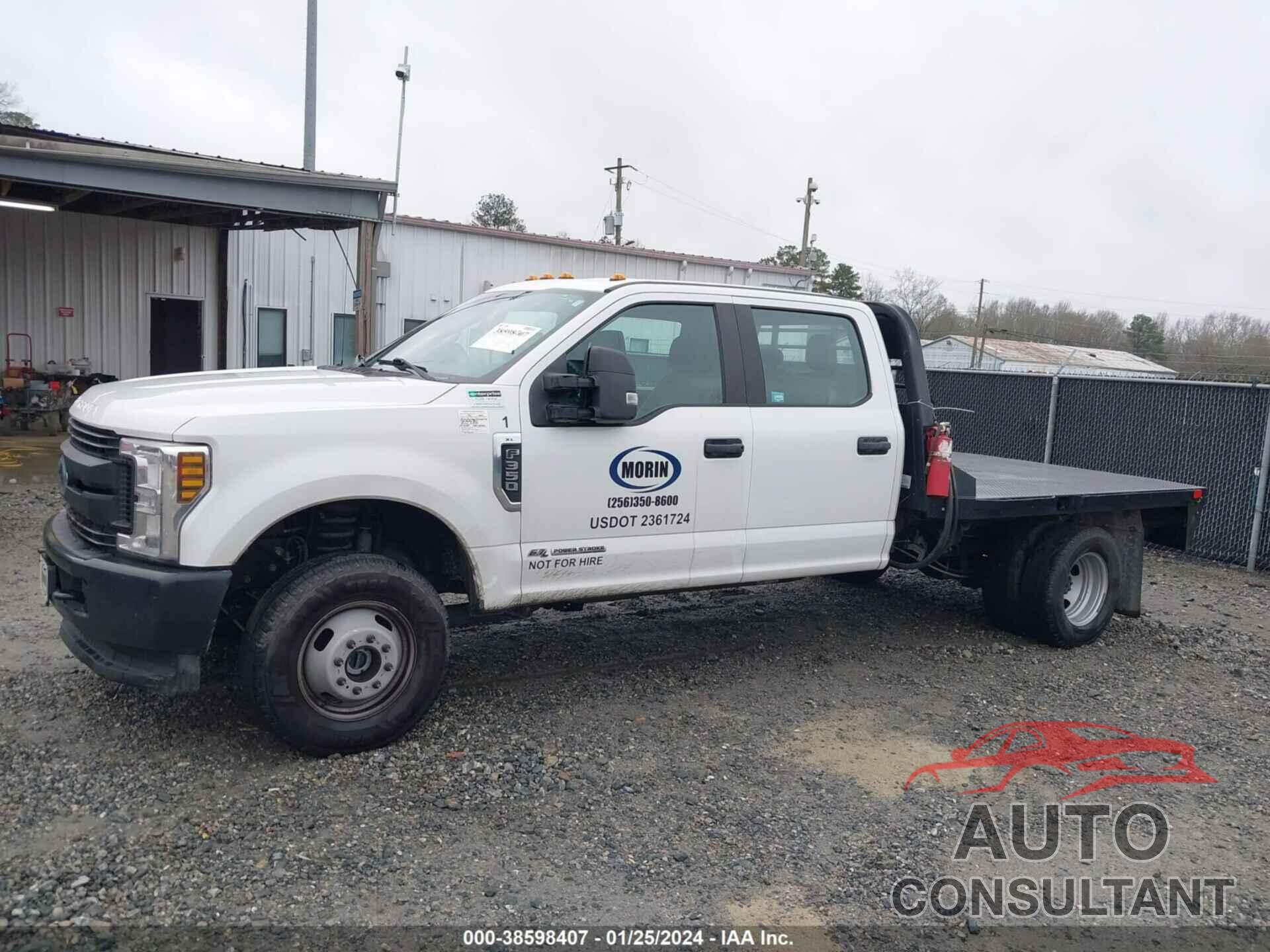 FORD F-350 CHASSIS 2019 - 1FD8W3HT1KEG47364