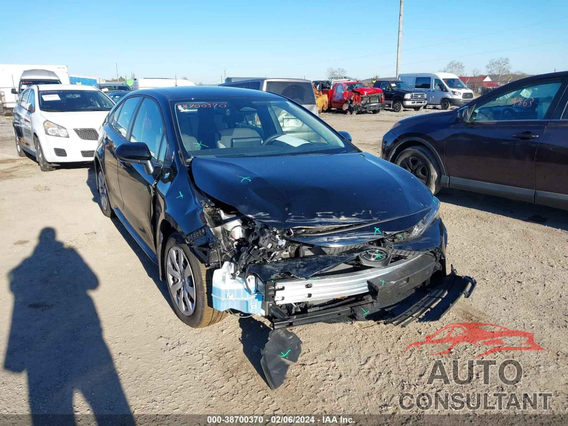 TOYOTA COROLLA 2023 - JTDB4MEE0P3013753