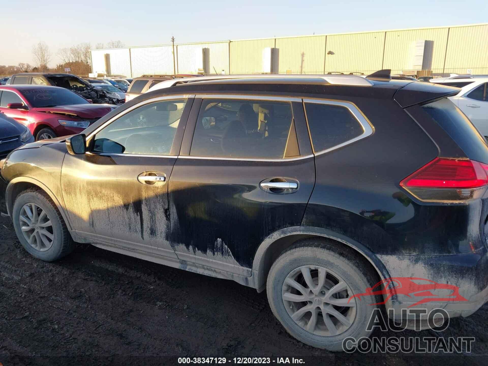 NISSAN ROGUE 2017 - KNMAT2MV4HP523425