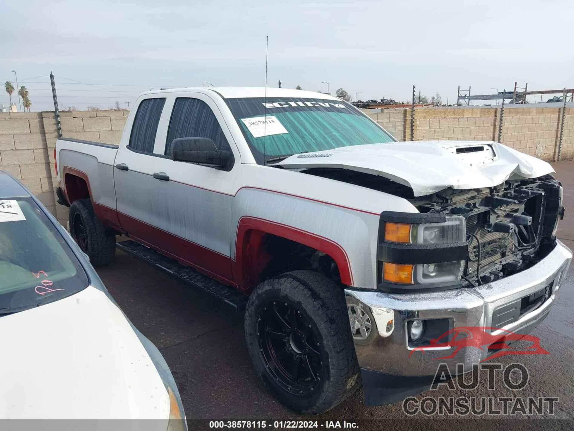 CHEVROLET SILVERADO 2500HD 2018 - 1GC2KUEGXJZ311108