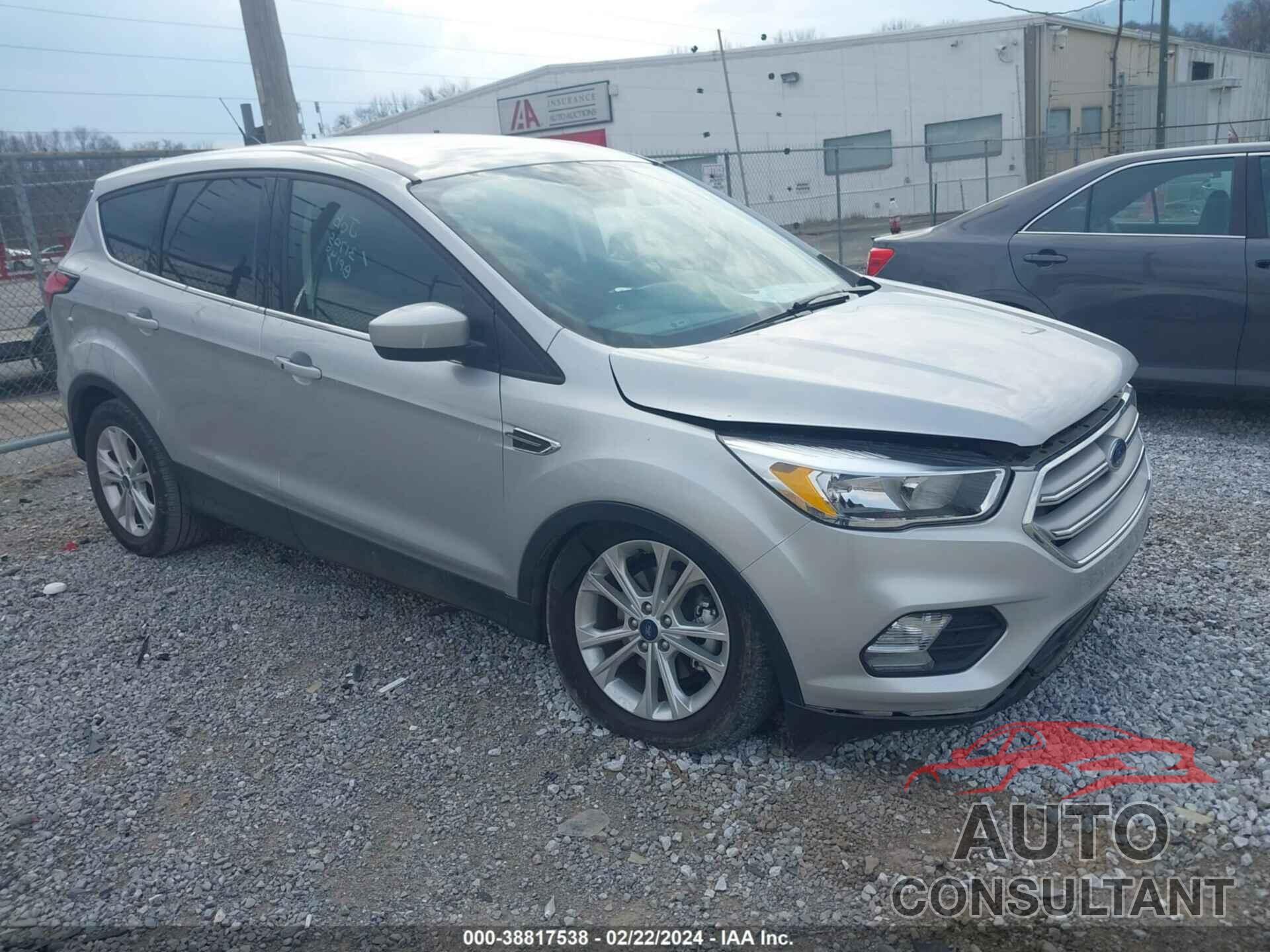 FORD ESCAPE 2019 - 1FMCU0GD7KUB45683