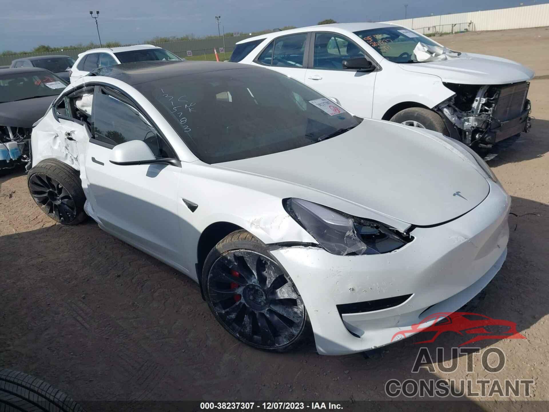 TESLA MODEL 3 2023 - 5YJ3E1EC1PF480617