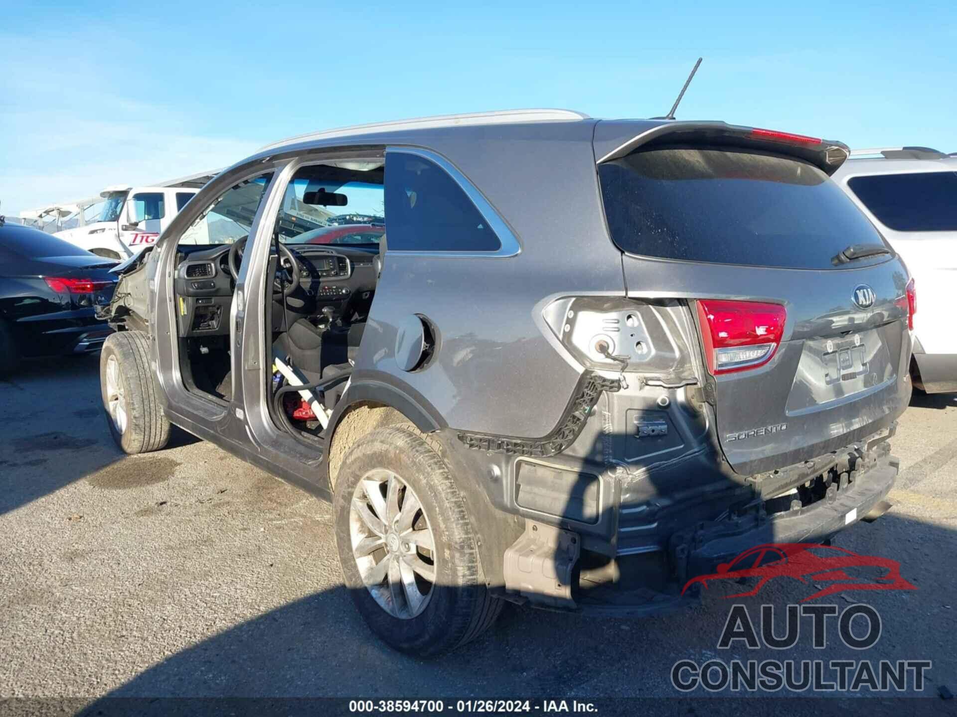 KIA SORENTO 2017 - 5XYPG4A32HG280522