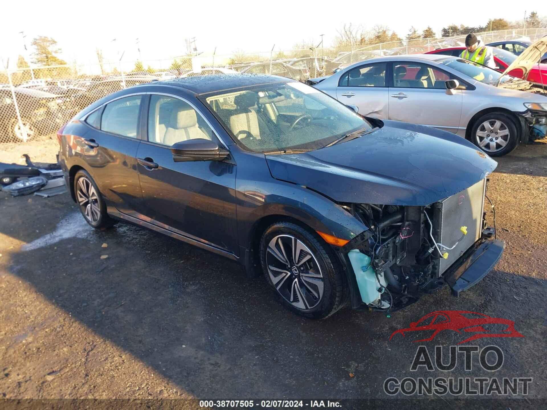 HONDA CIVIC 2018 - JHMFC1F33JX036510