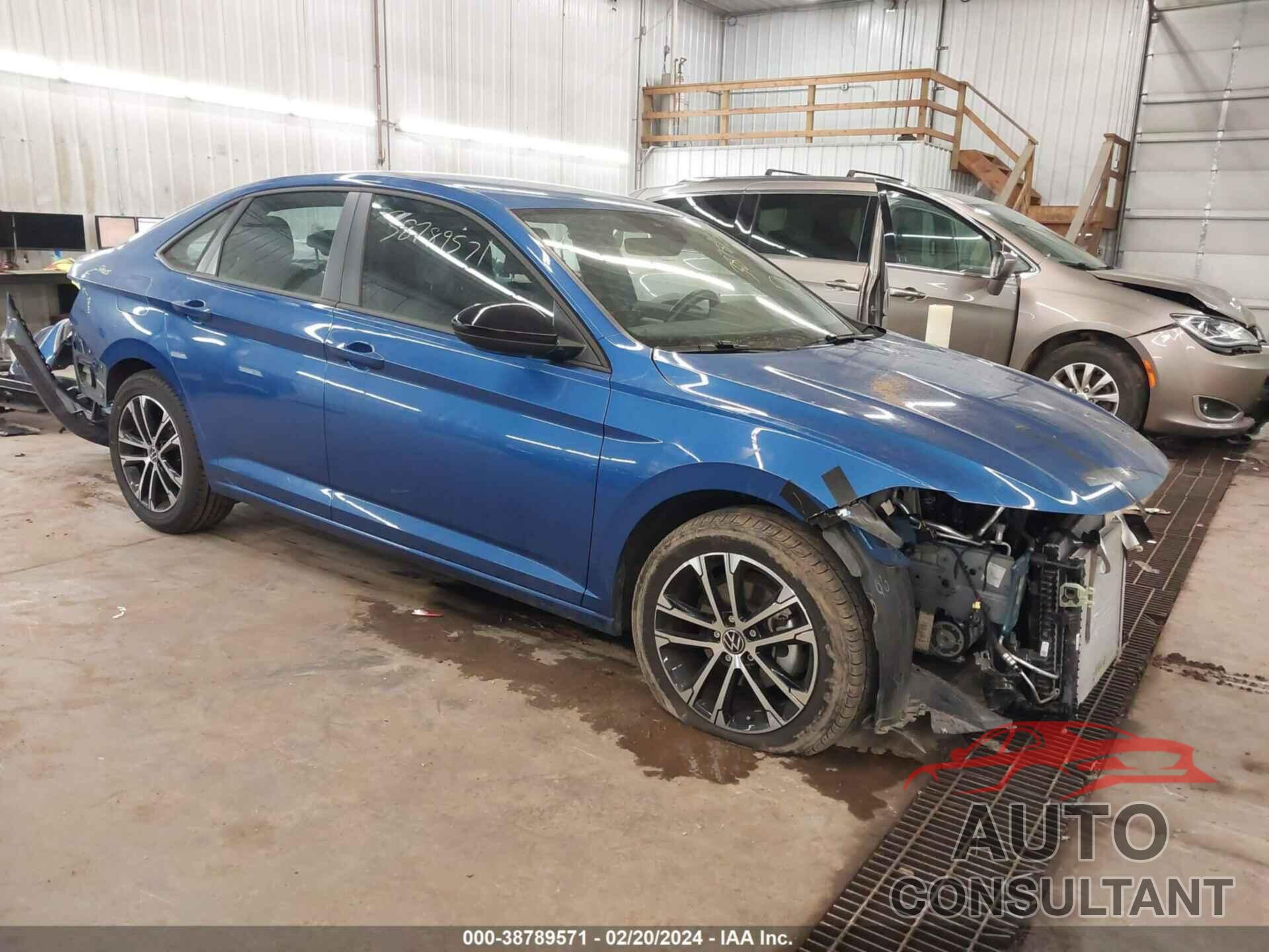 VOLKSWAGEN JETTA 2022 - 3VWBM7BUXNM016164