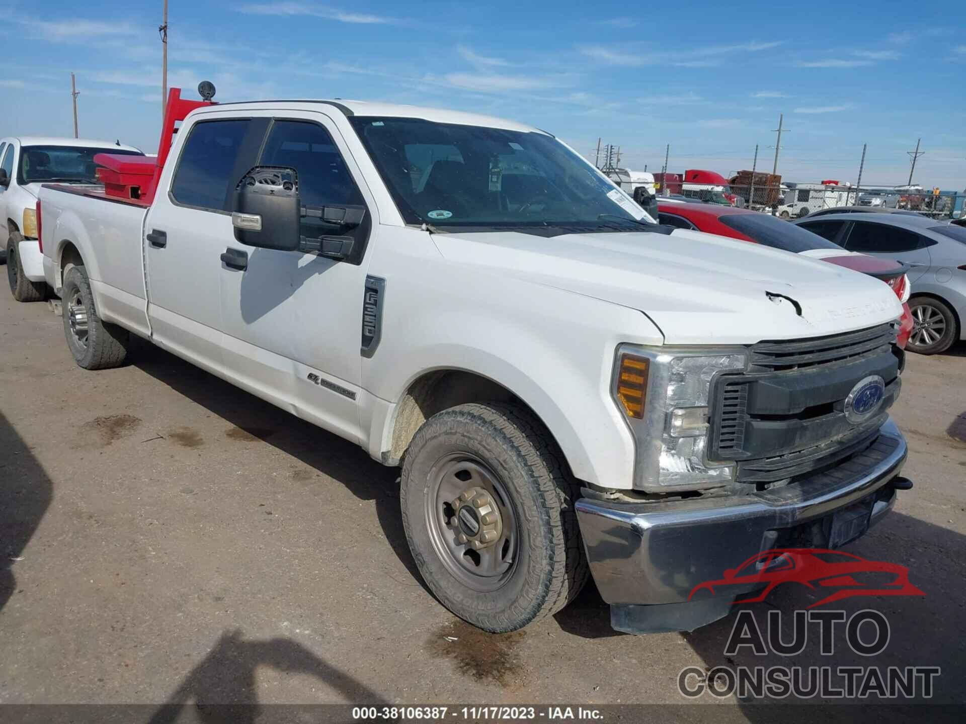 FORD F-350 2018 - 1FT7W3AT3JEC49081