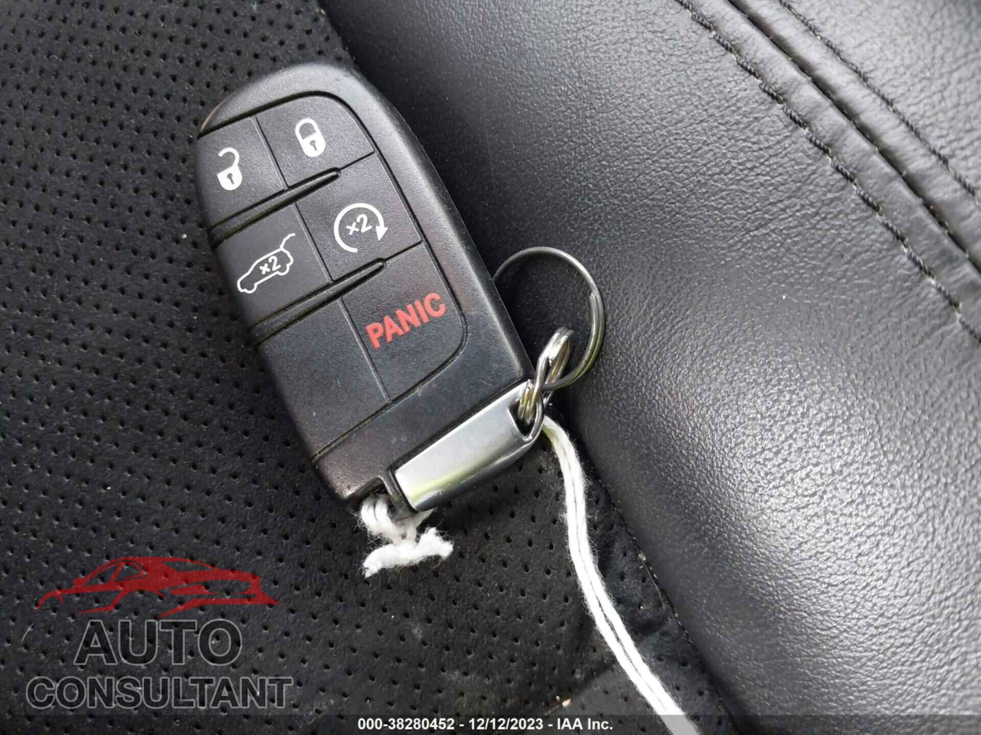 DODGE DURANGO 2018 - 1C4RDJDG9JC448312
