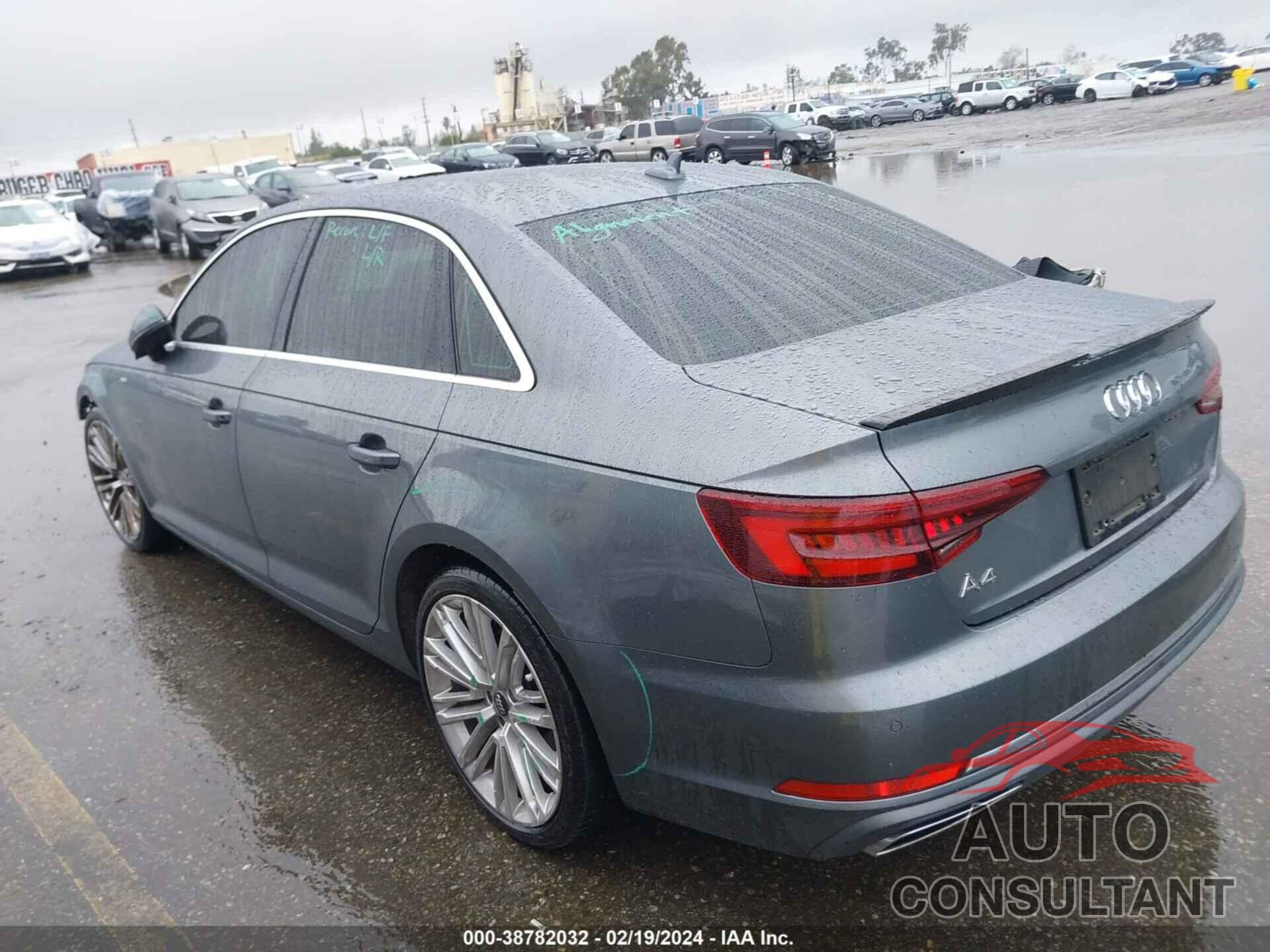 AUDI A4 2019 - WAUHMAF44KA008166