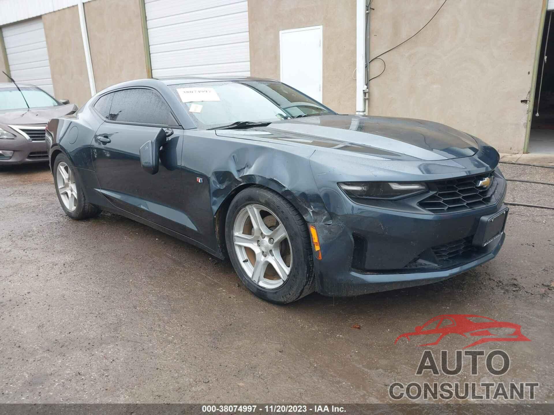 CHEVROLET CAMARO 2019 - 1G1FD1RX5K0143221