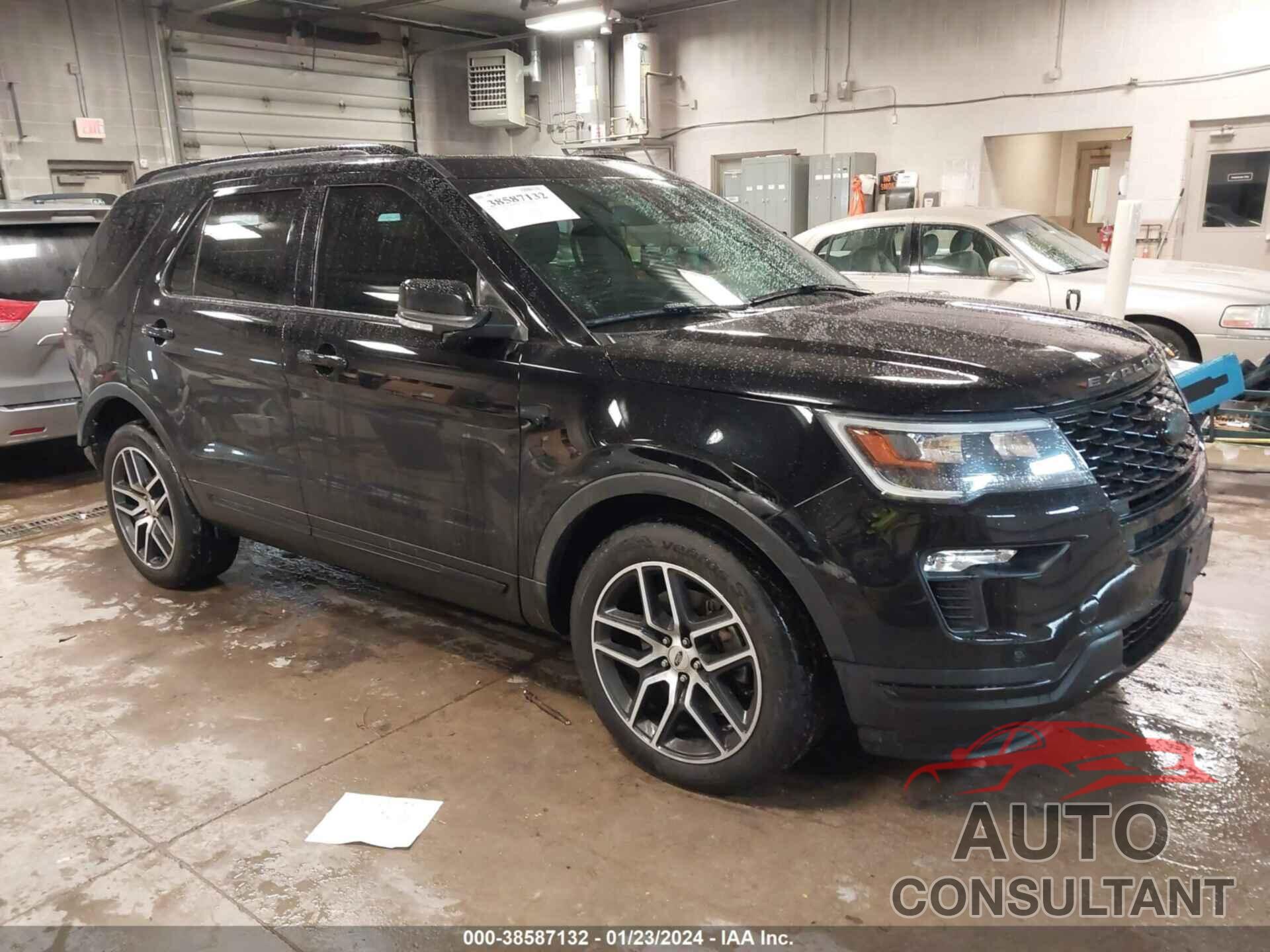 FORD EXPLORER 2018 - 1FM5K8GTXJGC65530