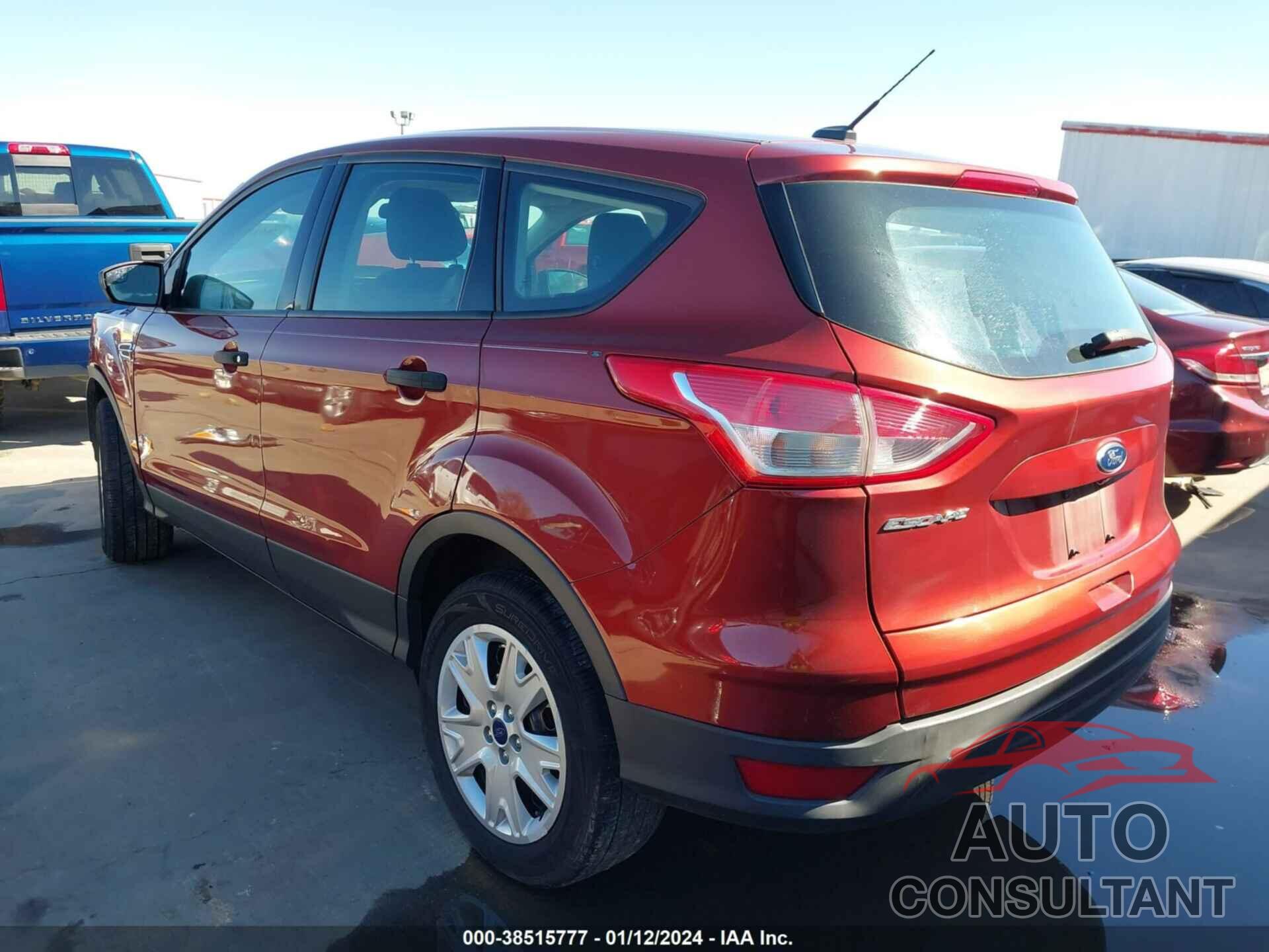 FORD ESCAPE 2016 - 1FMCU0F76GUC38598