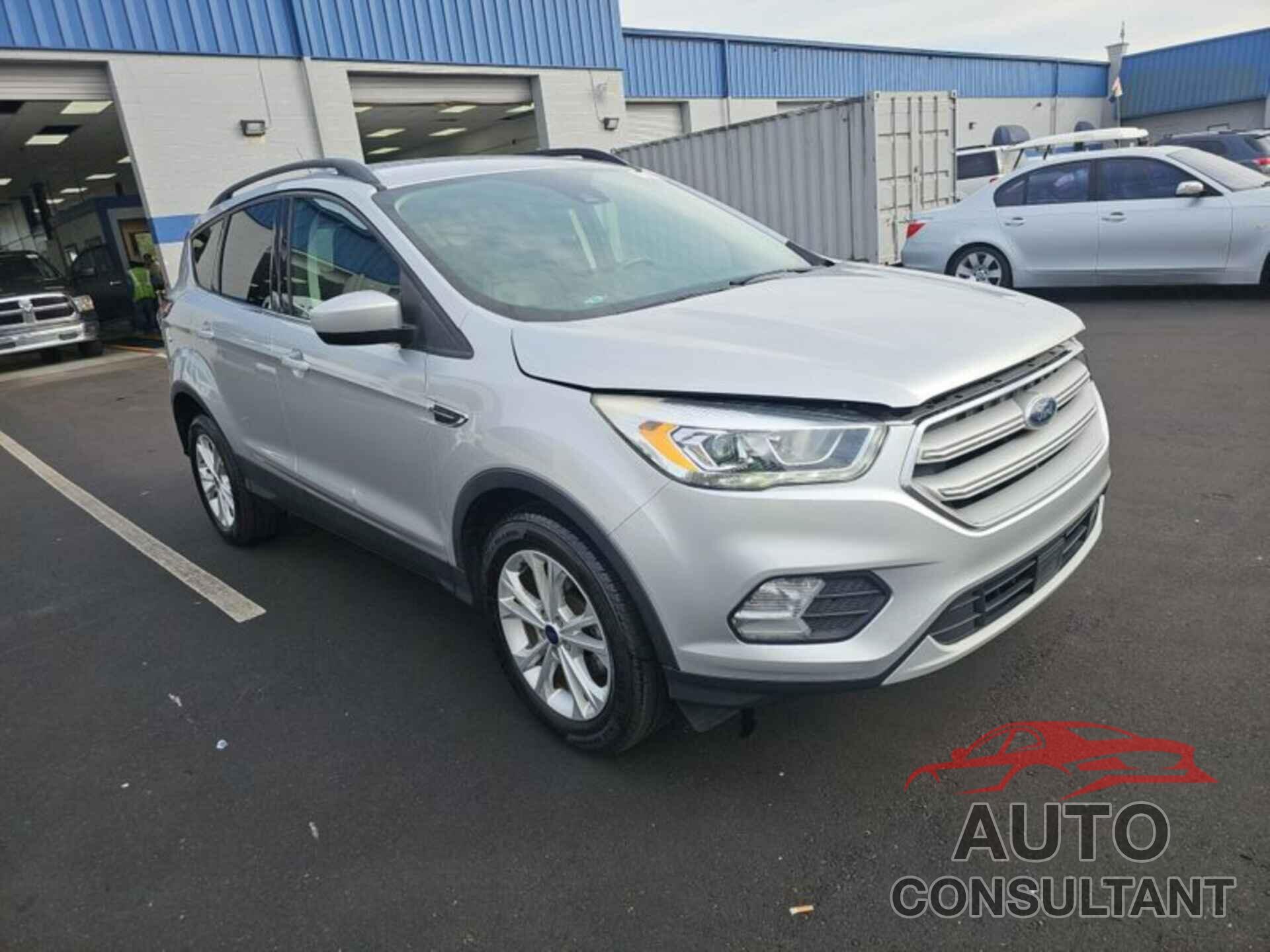 FORD ESCAPE 2018 - 1FMCU0HD9JUC20560