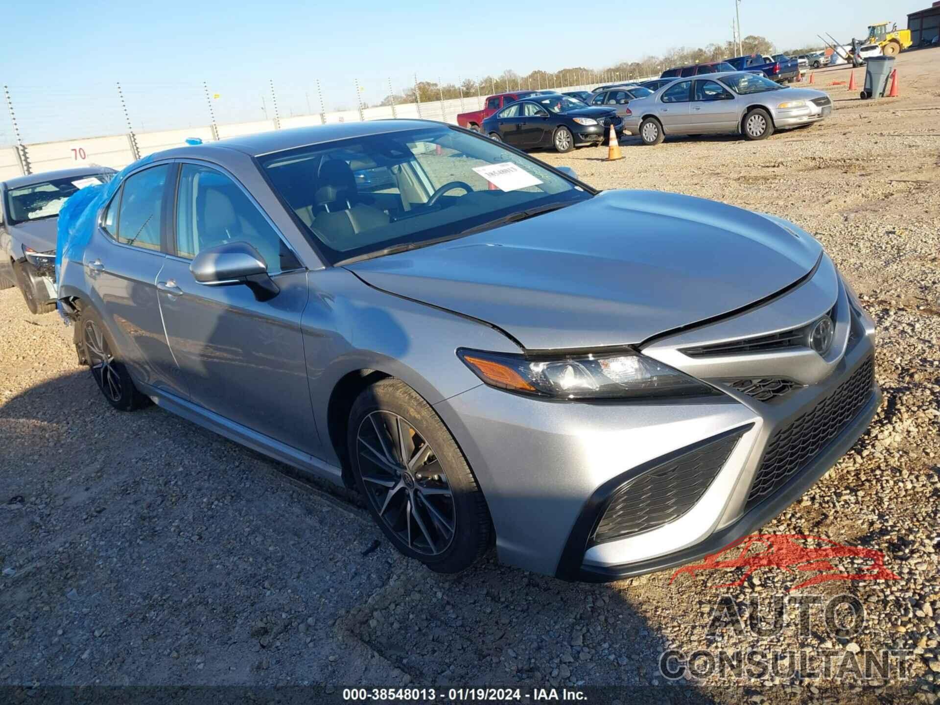 TOYOTA CAMRY 2023 - 4T1G11AKXPU159544