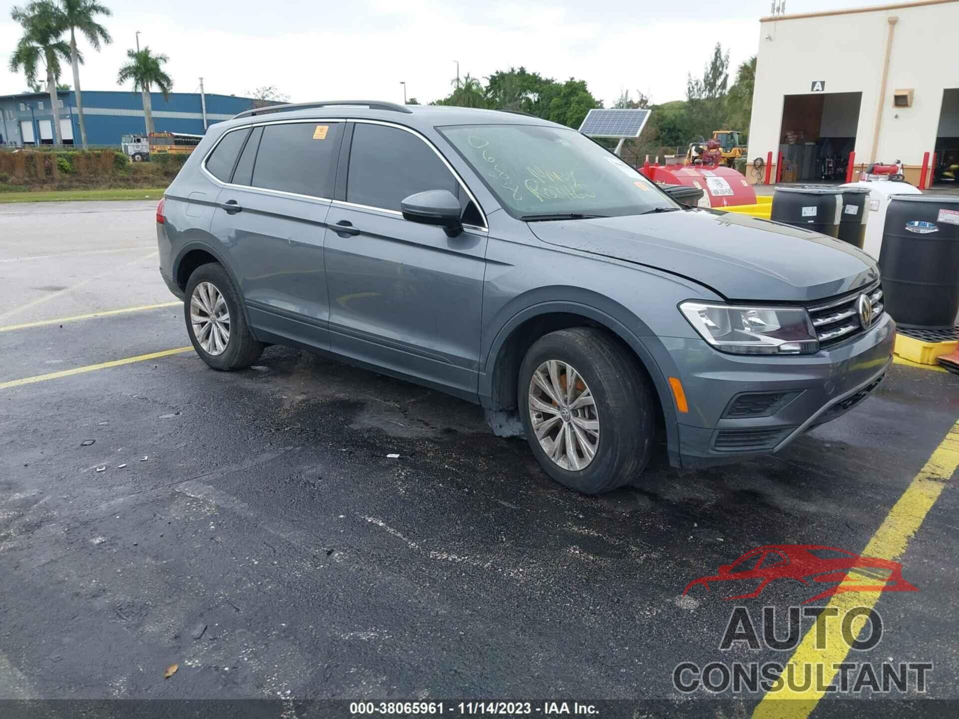 VOLKSWAGEN TIGUAN 2019 - 3VV3B7AX7KM030688