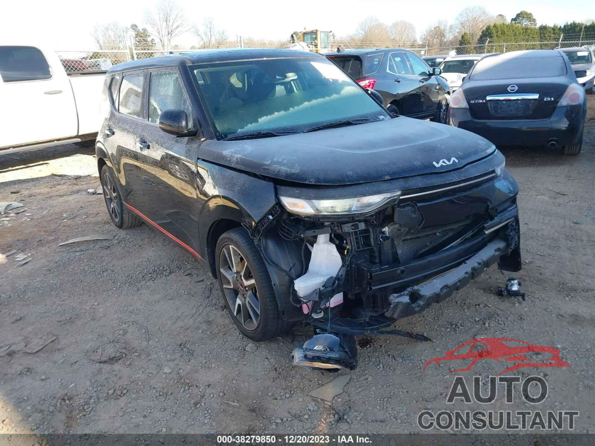 KIA SOUL 2022 - KNDJ63AU6N7151316