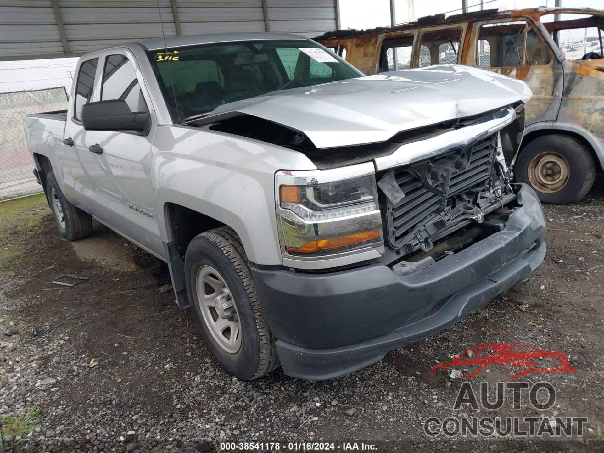 CHEVROLET SILVERADO 1500 2018 - 1GCRCNEH5JZ287908