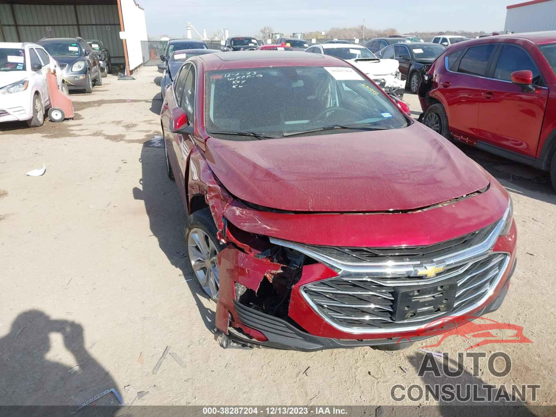 CHEVROLET MALIBU 2022 - 1G1ZD5ST5NF178760