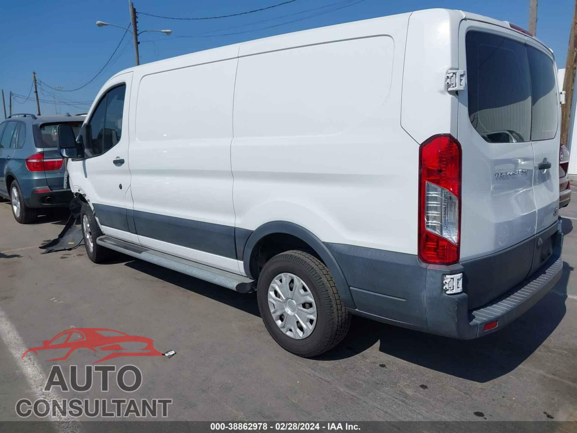 FORD TRANSIT 2017 - 1FTYR1ZM2HKB10097