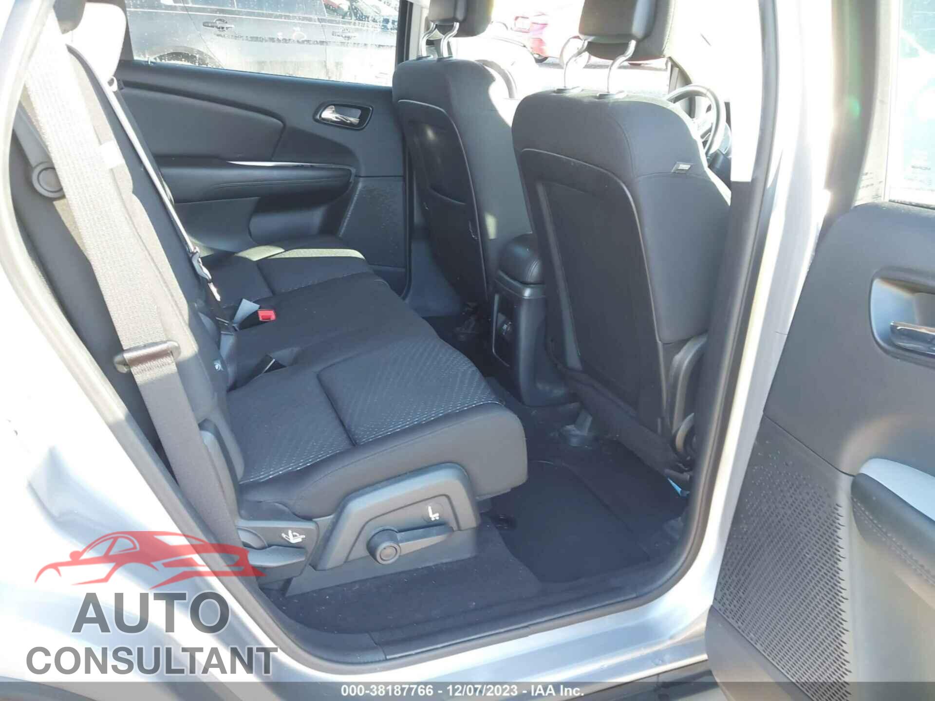 DODGE JOURNEY 2017 - 3C4PDCBB3HT524499