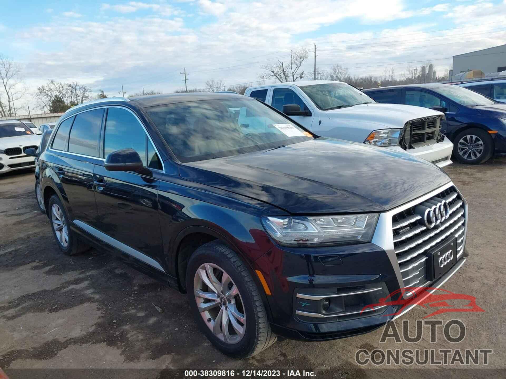 AUDI Q7 2017 - WA1LAAF70HD017478