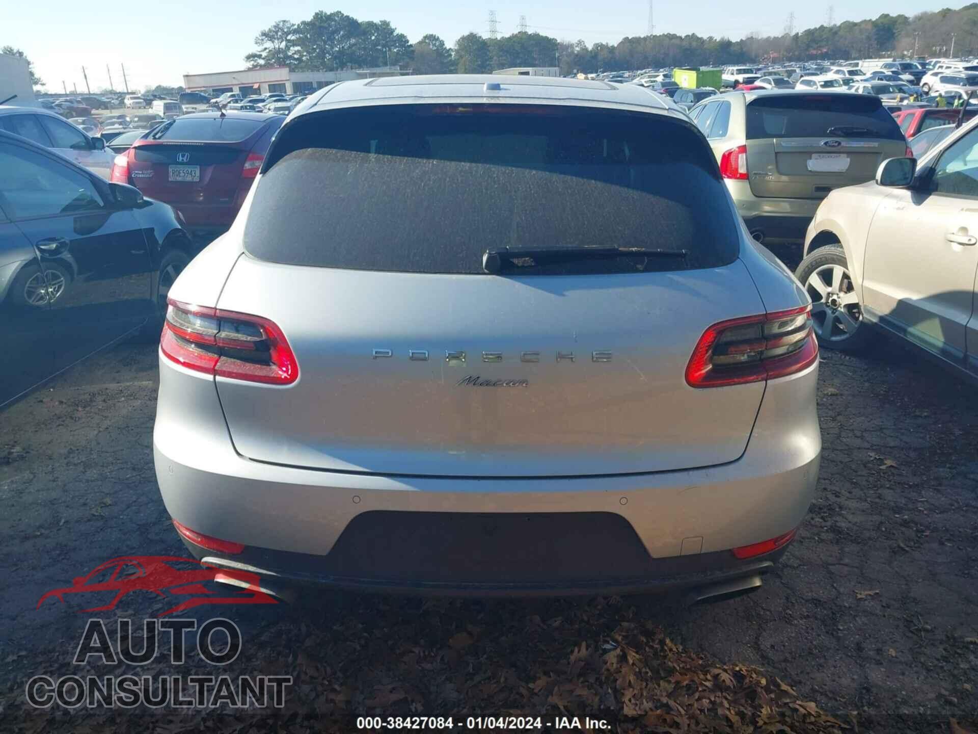 PORSCHE MACAN 2018 - WP1AA2A58JLB02796