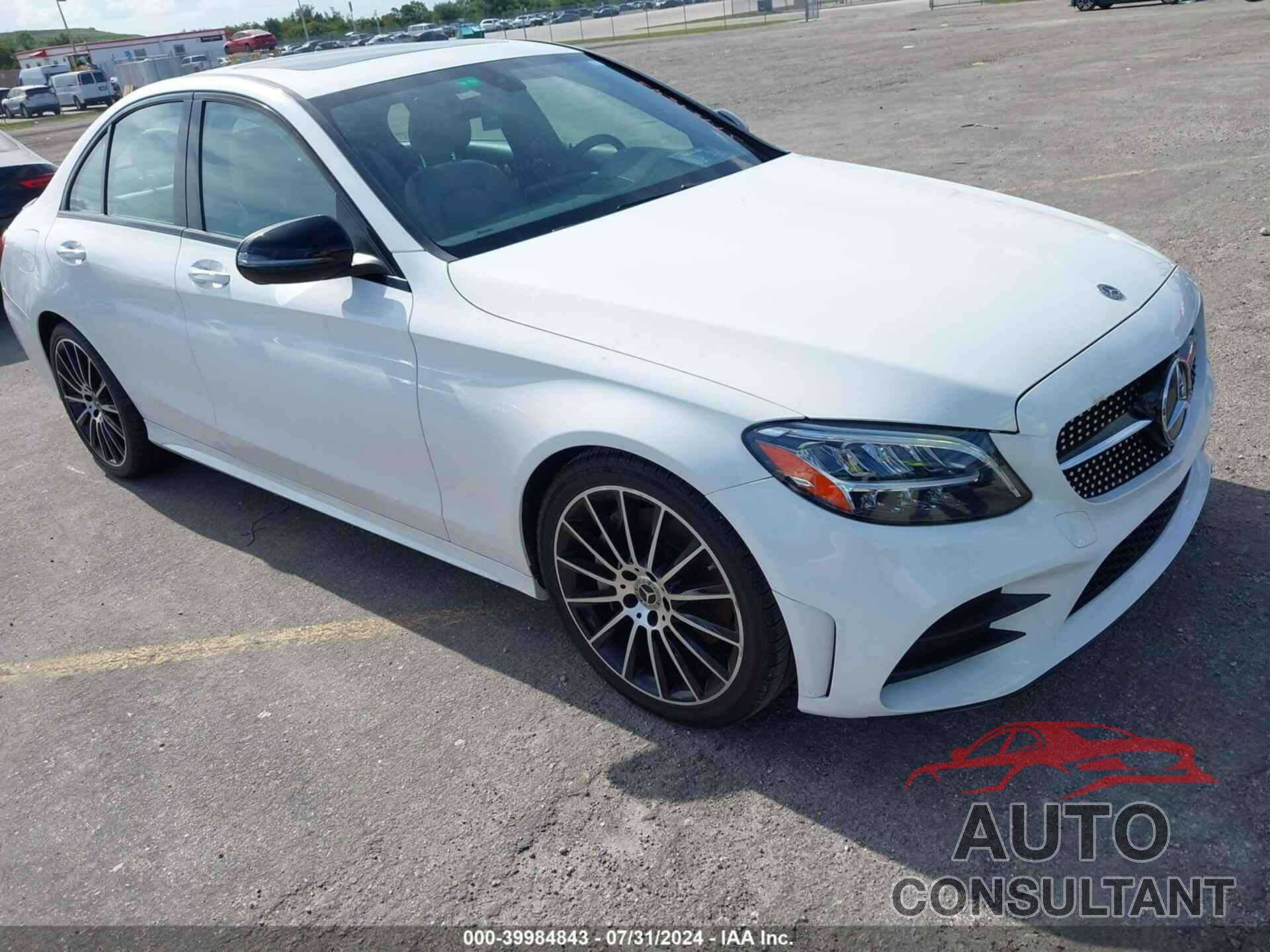 MERCEDES-BENZ C 300 2019 - 55SWF8DB0KU296661