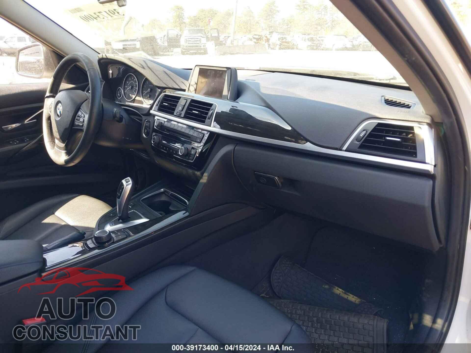 BMW 320 2016 - WBA8E5G59GNU20207