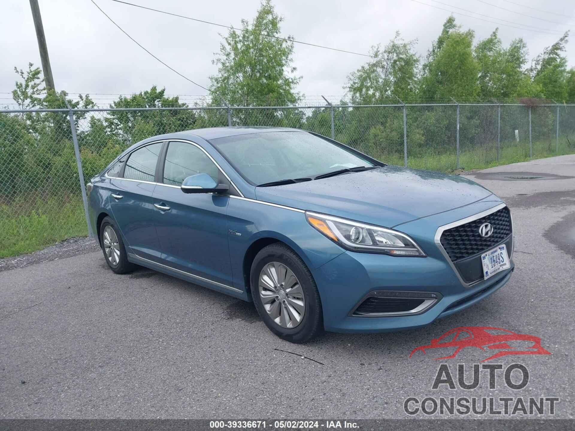 HYUNDAI SONATA 2016 - KMHE24L1XGA039562