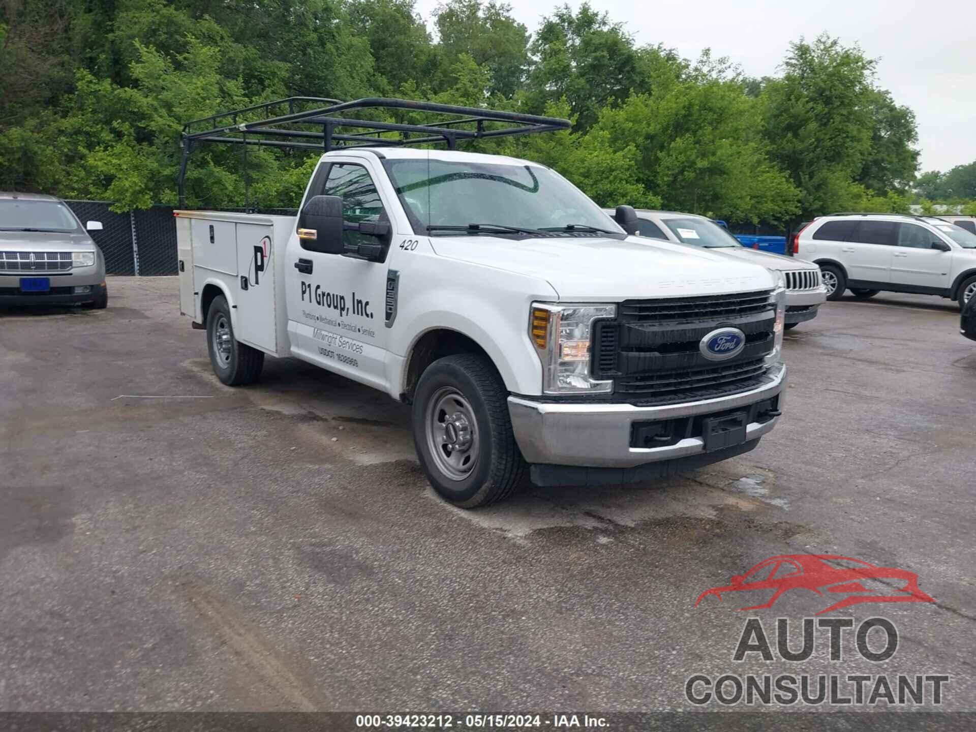 FORD F-350 2019 - 1FDRF3A6XKEF04504