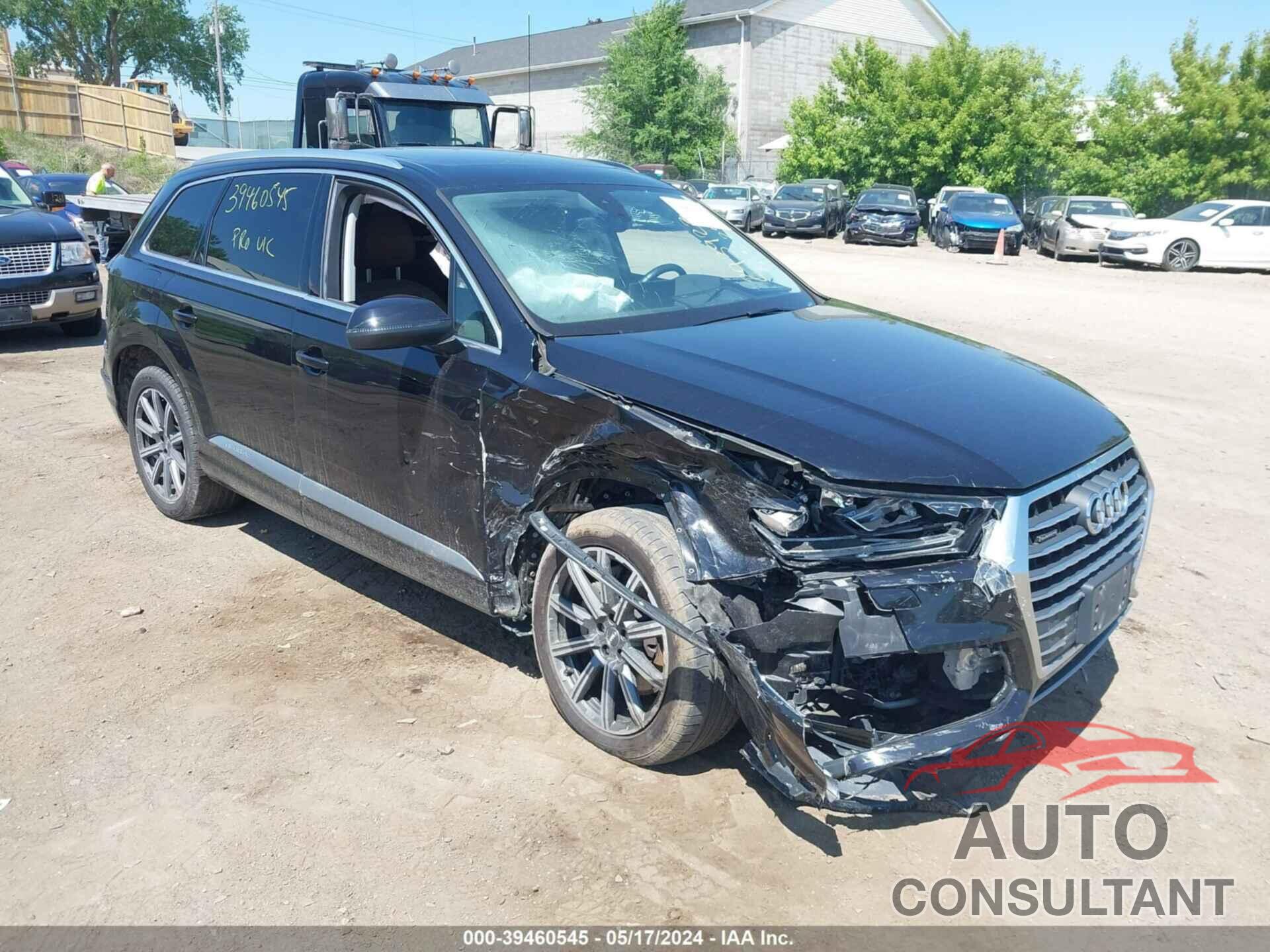 AUDI Q7 2018 - WA1VAAF71JD008559