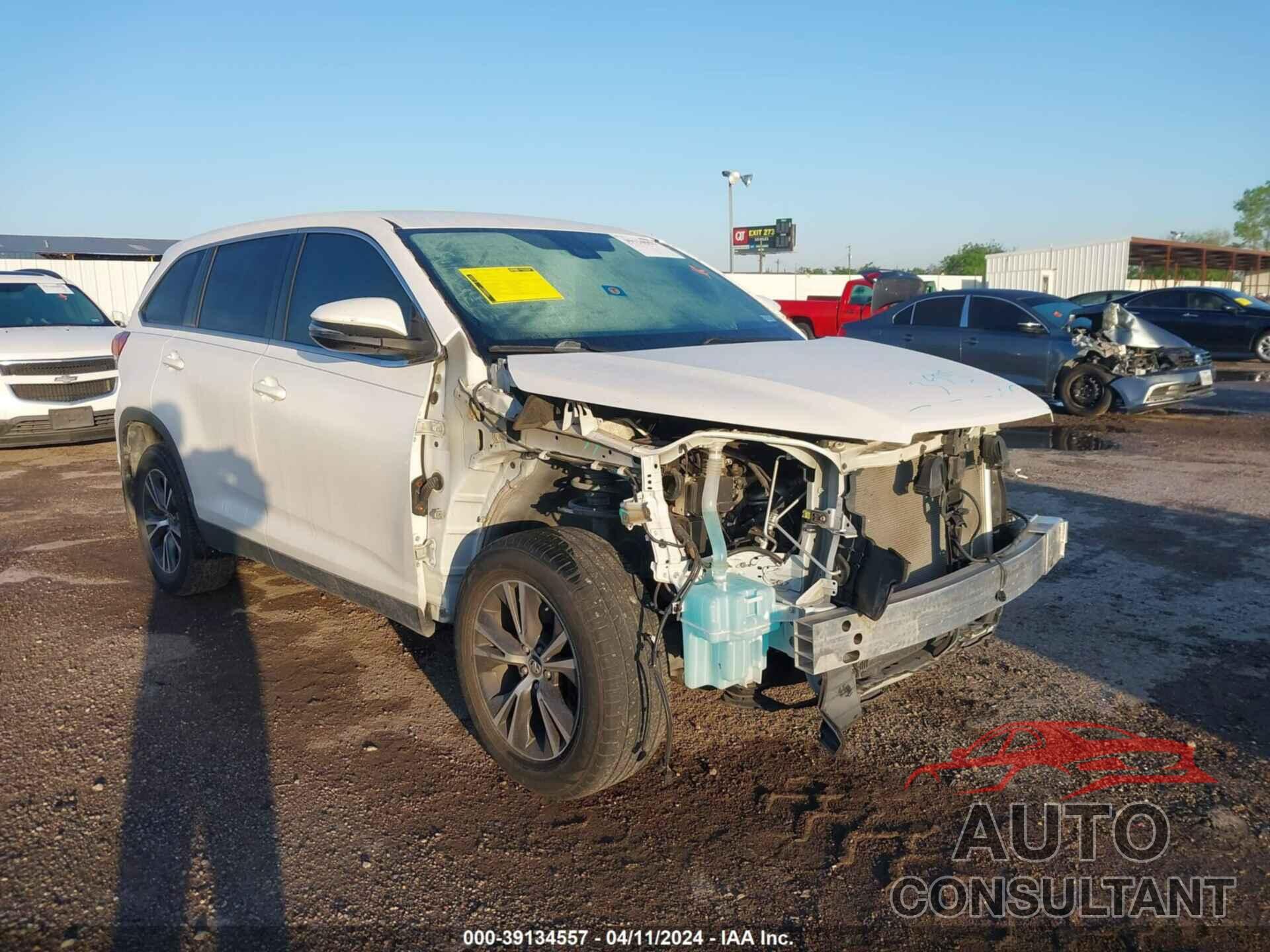 TOYOTA HIGHLANDER 2019 - 5TDZARFH5KS045070