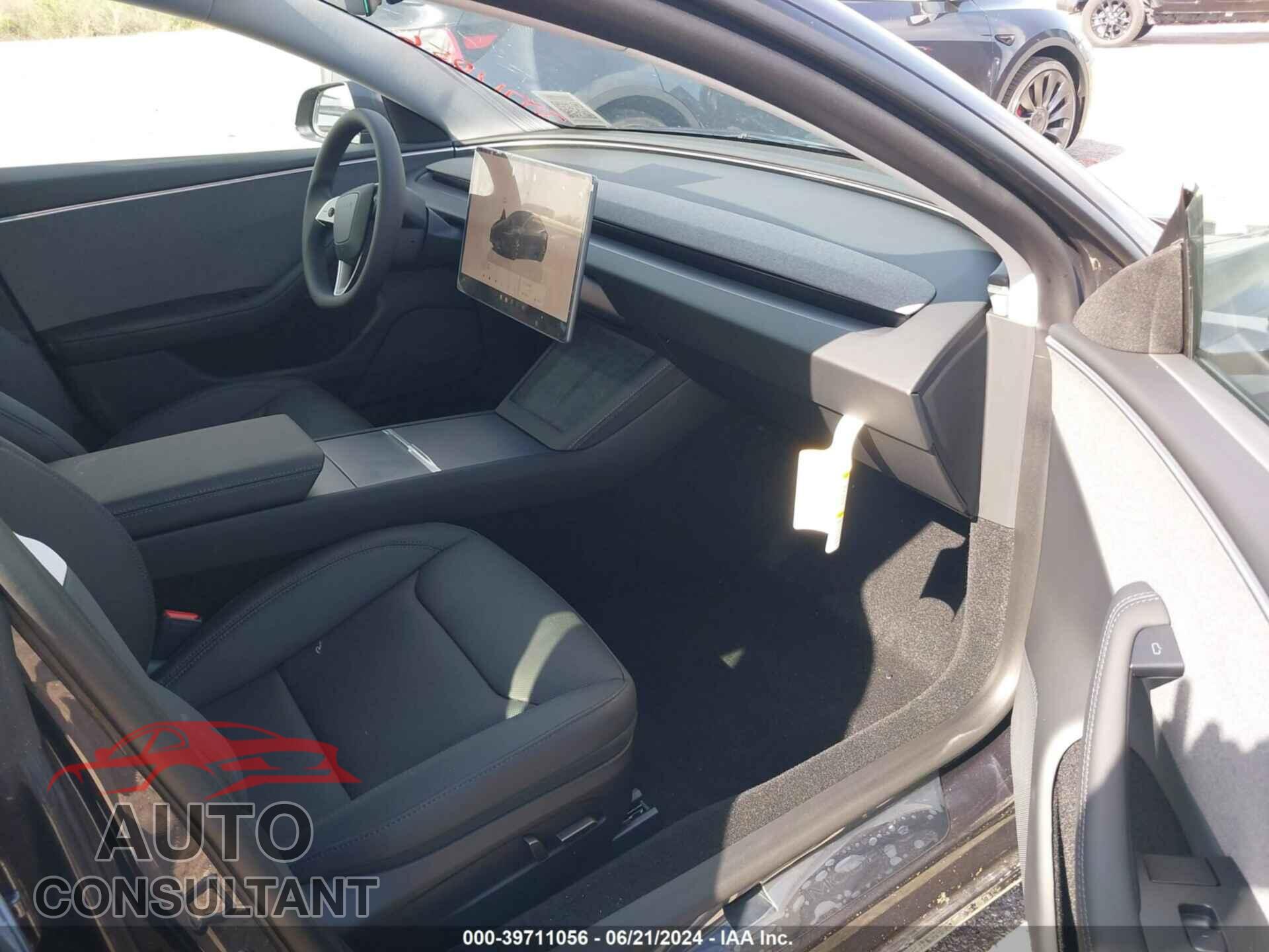 TESLA MODEL 3 2024 - 5YJ3E1EA2RF750634