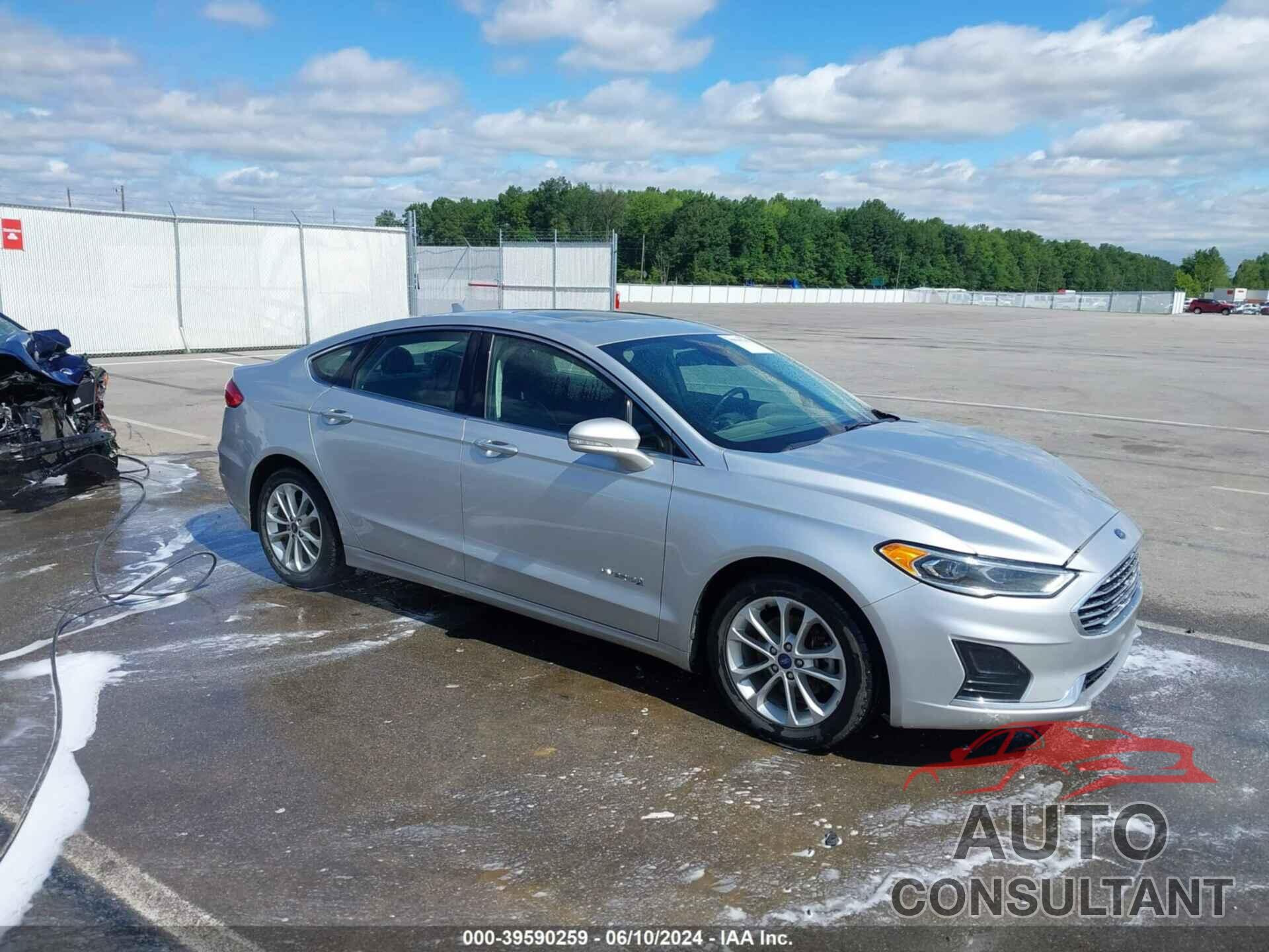 FORD FUSION HYBRID 2019 - 3FA6P0MUXKR180857