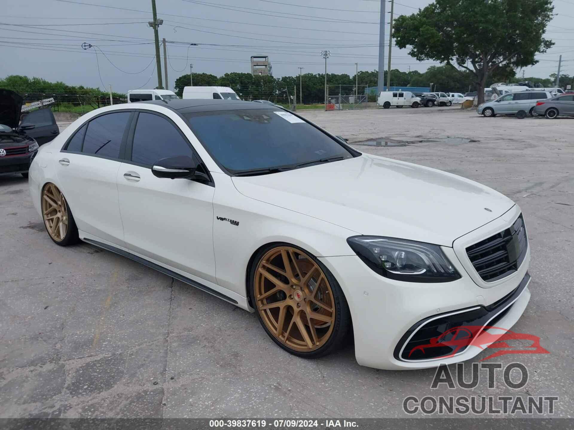 MERCEDES-BENZ AMG S 63 2019 - WDDUG8JB2KA486843