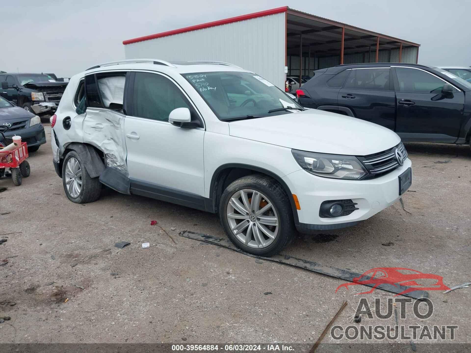 VOLKSWAGEN TIGUAN 2016 - WVGAV7AX0GW555740