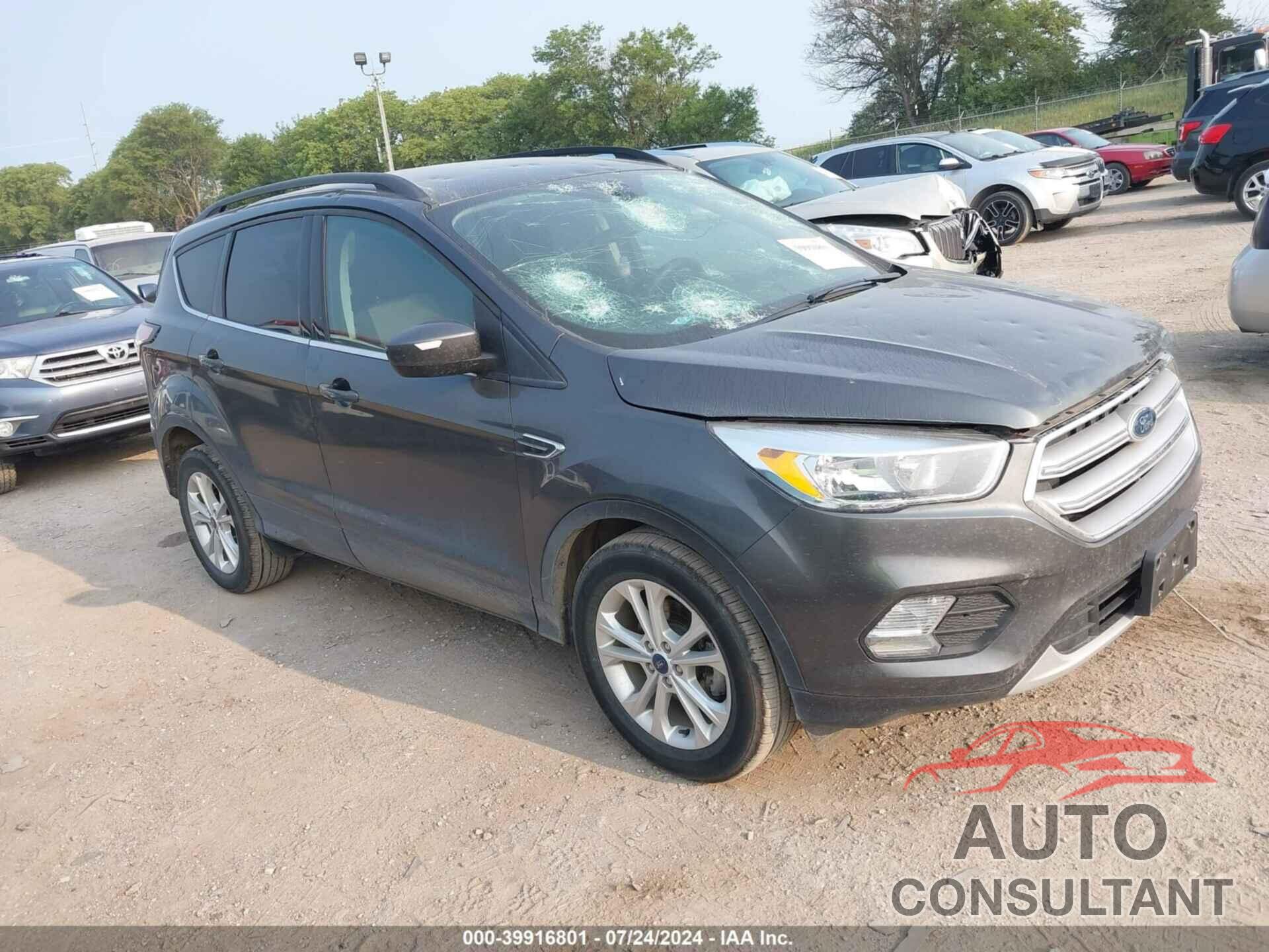 FORD ESCAPE 2018 - 1FMCU0GD7JUC18095