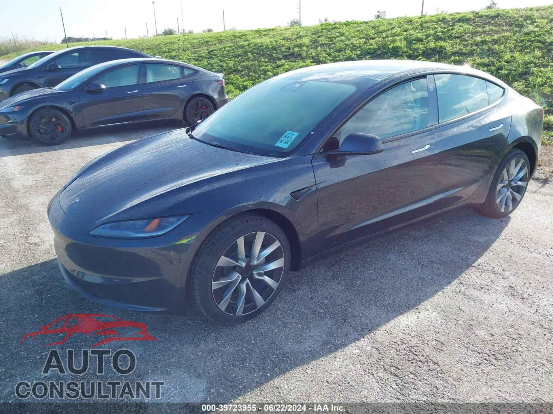 TESLA MODEL 3 2024 - 5YJ3E1EA2RF752660