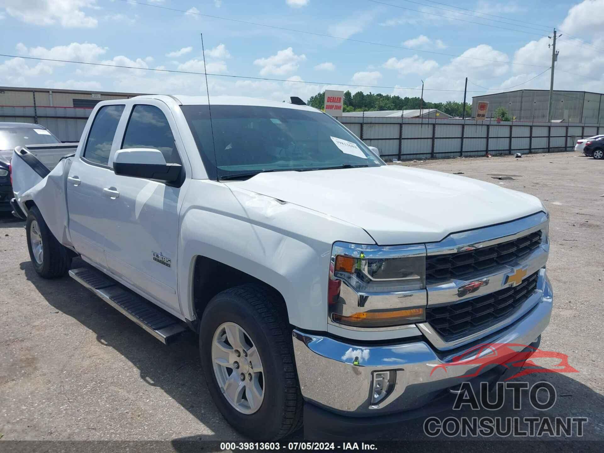 CHEVROLET SILVERADO 1500 2018 - 2GCRCREC8J1108734