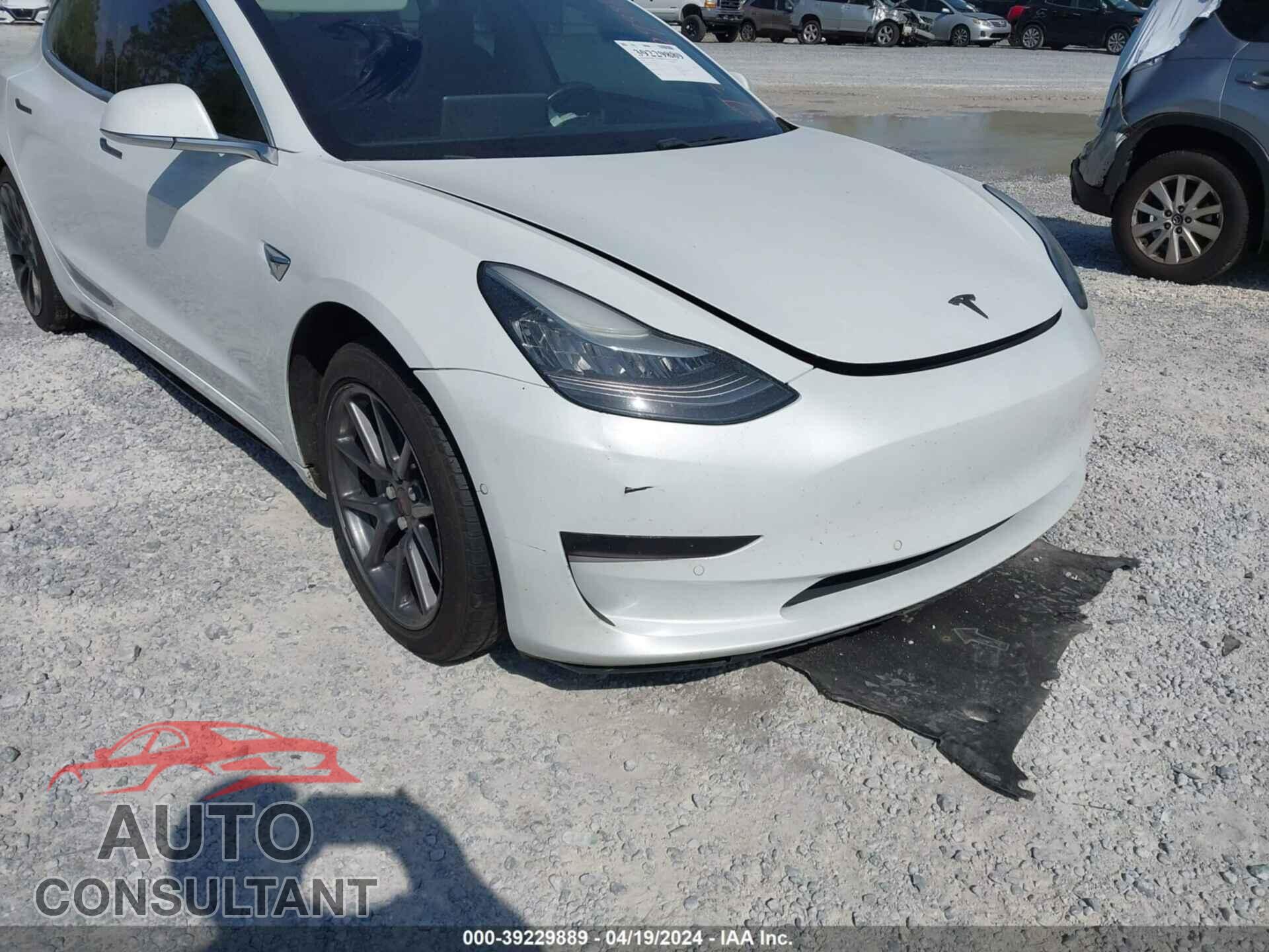 TESLA MODEL 3 2018 - 5YJ3E1EB8JF131257