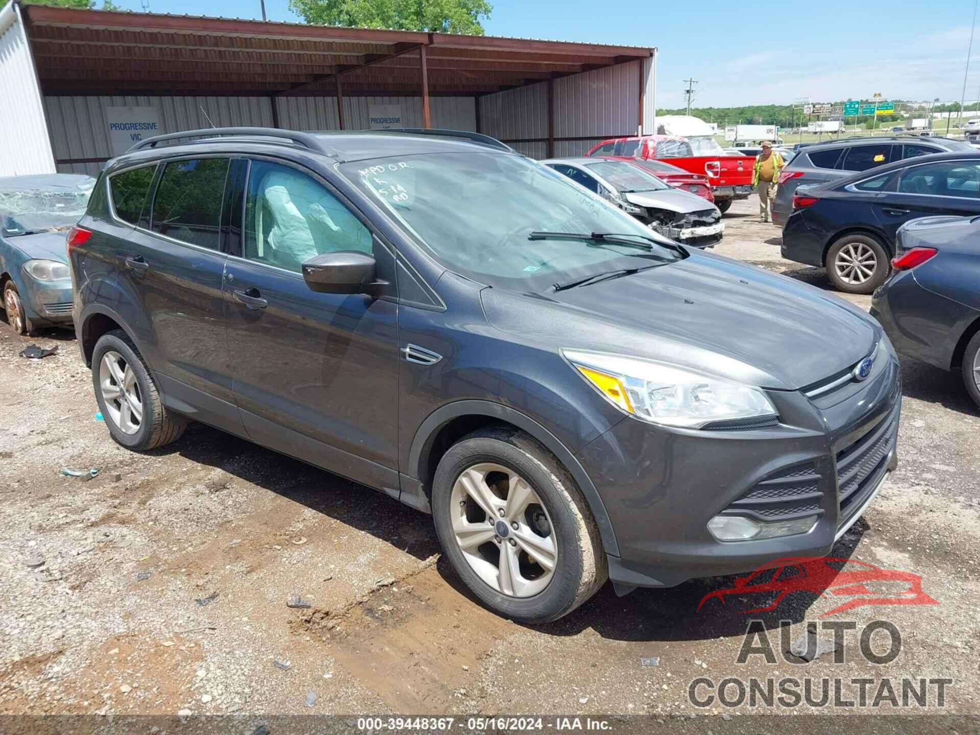 FORD ESCAPE 2016 - 1FMCU0GX4GUC23676