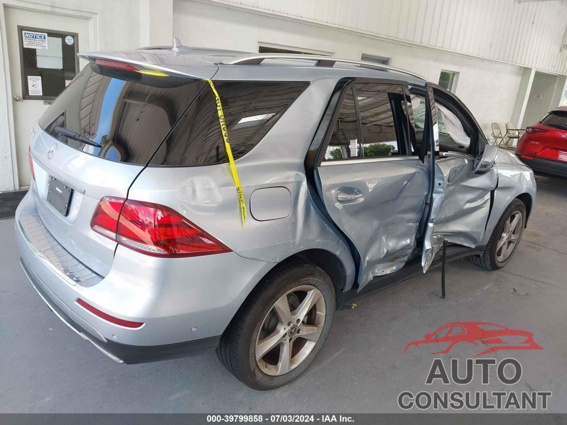 MERCEDES-BENZ GLE 350 2017 - 4JGDA5JB8HA928040