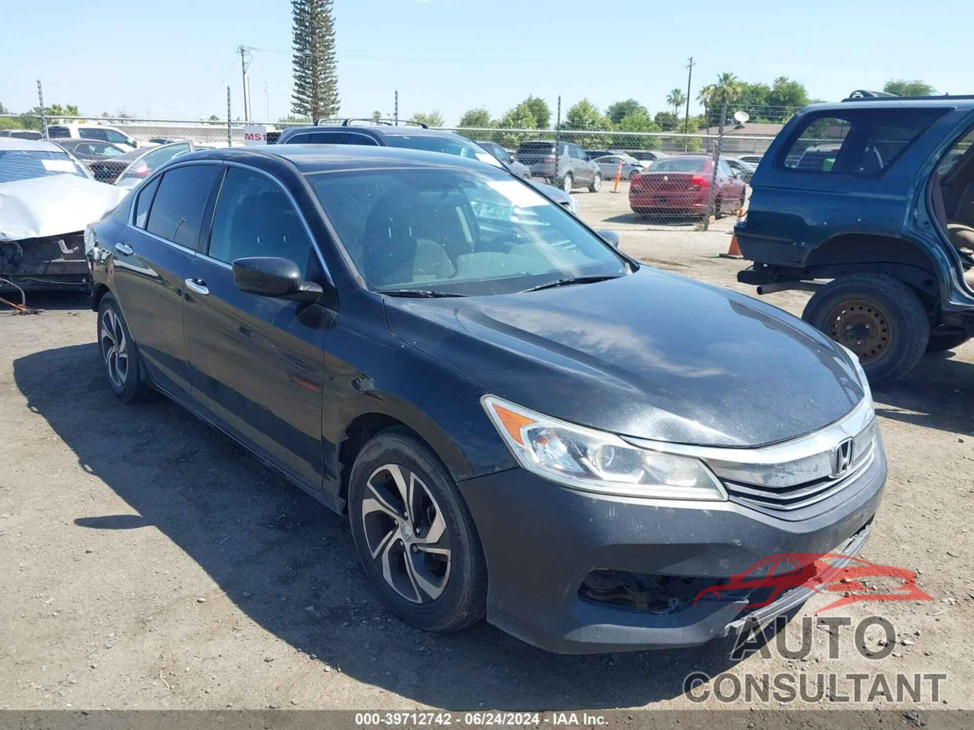 HONDA ACCORD 2017 - 1HGCR2F36HA011995