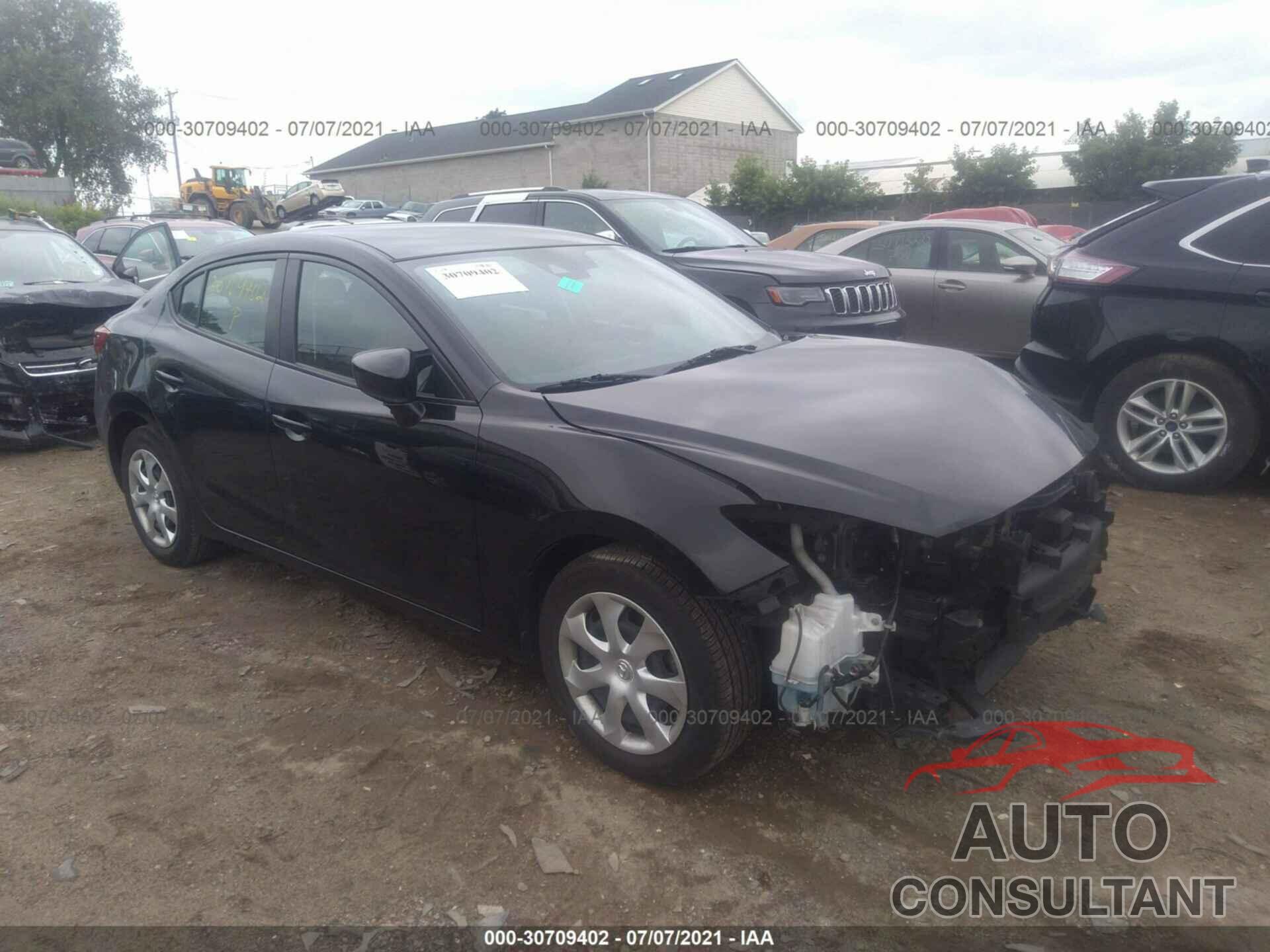 MAZDA MAZDA3 4-DOOR 2018 - 3MZBN1U76JM191281
