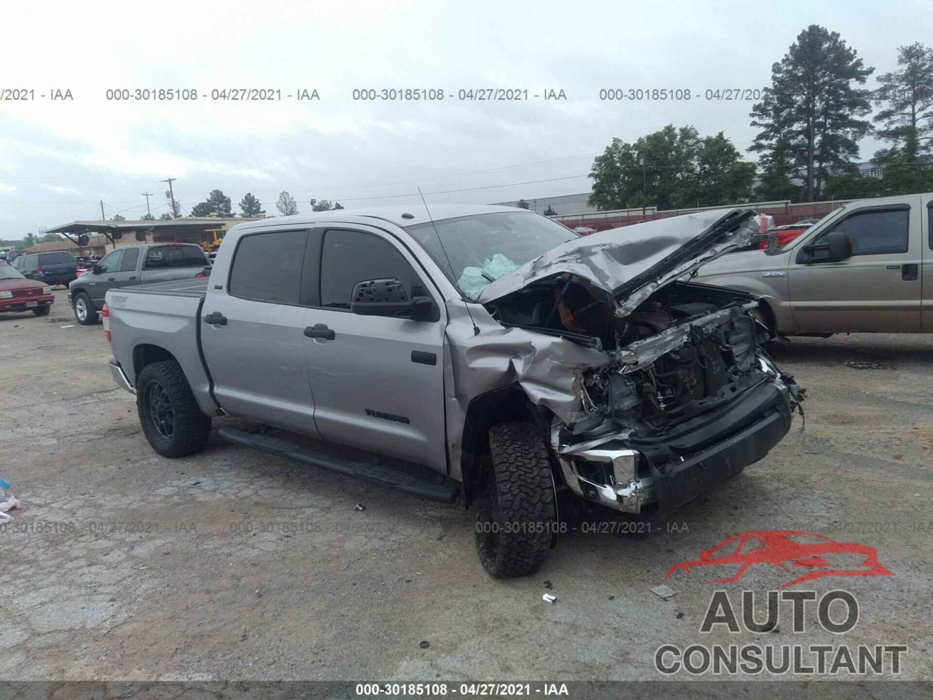 TOYOTA TUNDRA 4WD 2017 - 5TFDW5F14HX590400