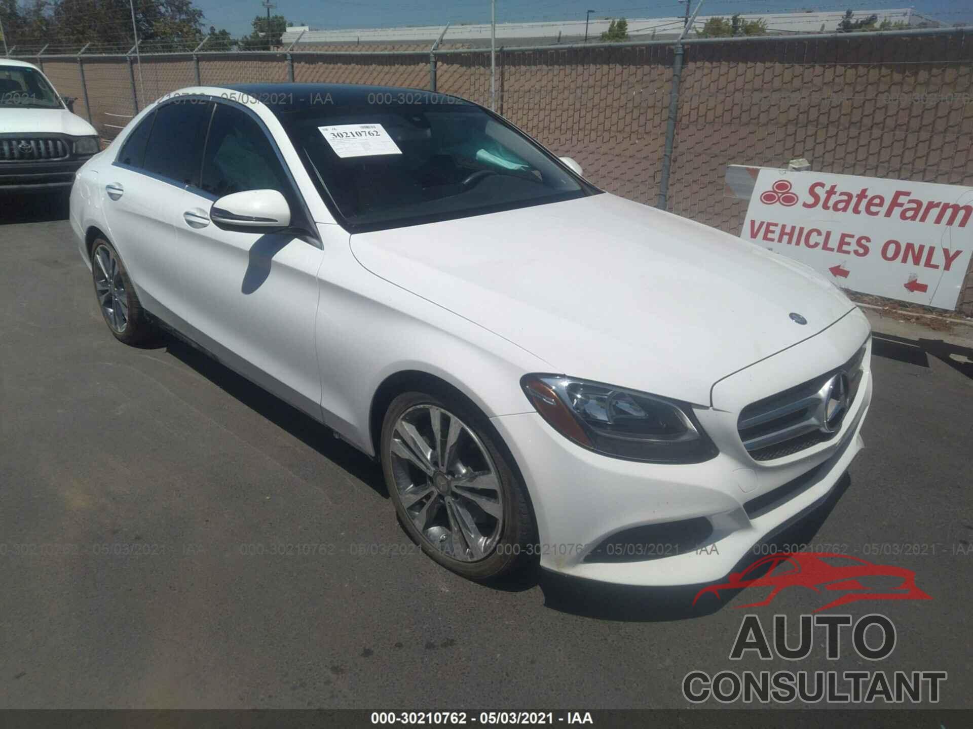 MERCEDES-BENZ C-CLASS 2016 - 55SWF4JB7GU098616
