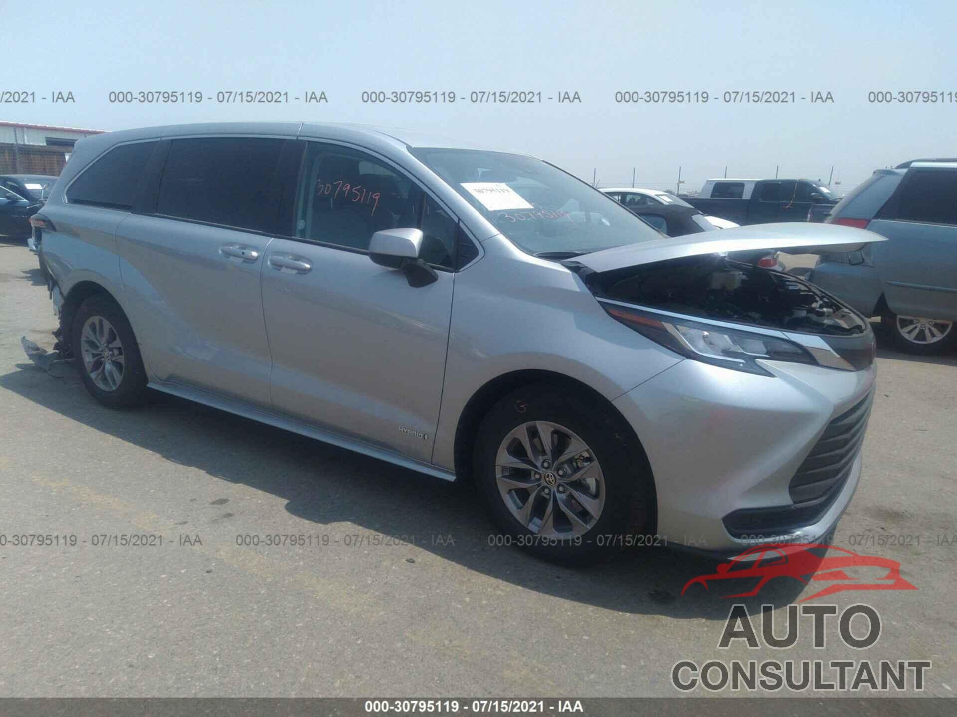 TOYOTA SIENNA 2021 - 5TDKRKEC9MS029321