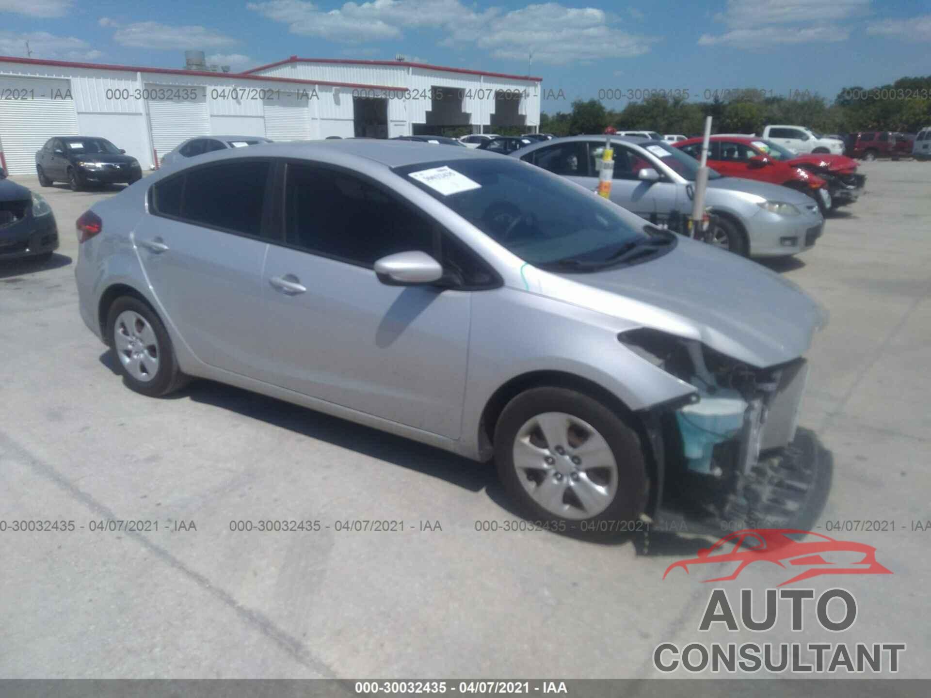 KIA FORTE 2017 - 3KPFL4A75HE069287