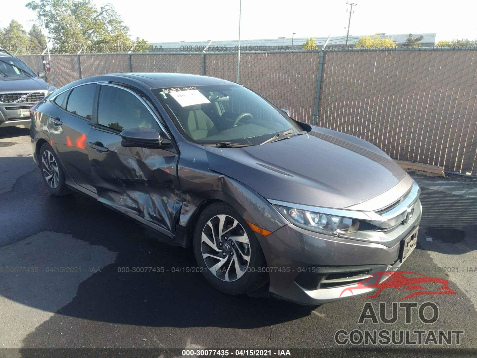 HONDA CIVIC SEDAN 2017 - 19XFC2F75HE232209