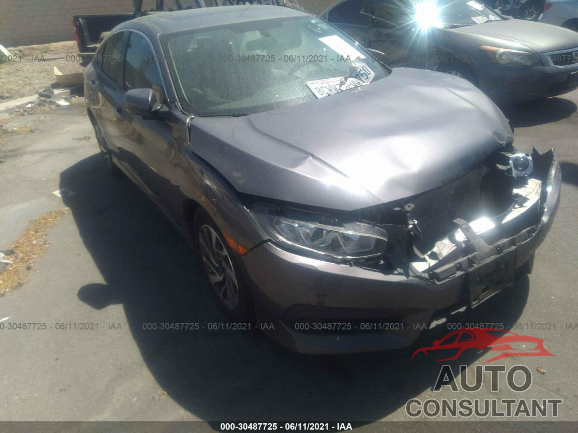 HONDA CIVIC SEDAN 2018 - 2HGFC2F78JH520687